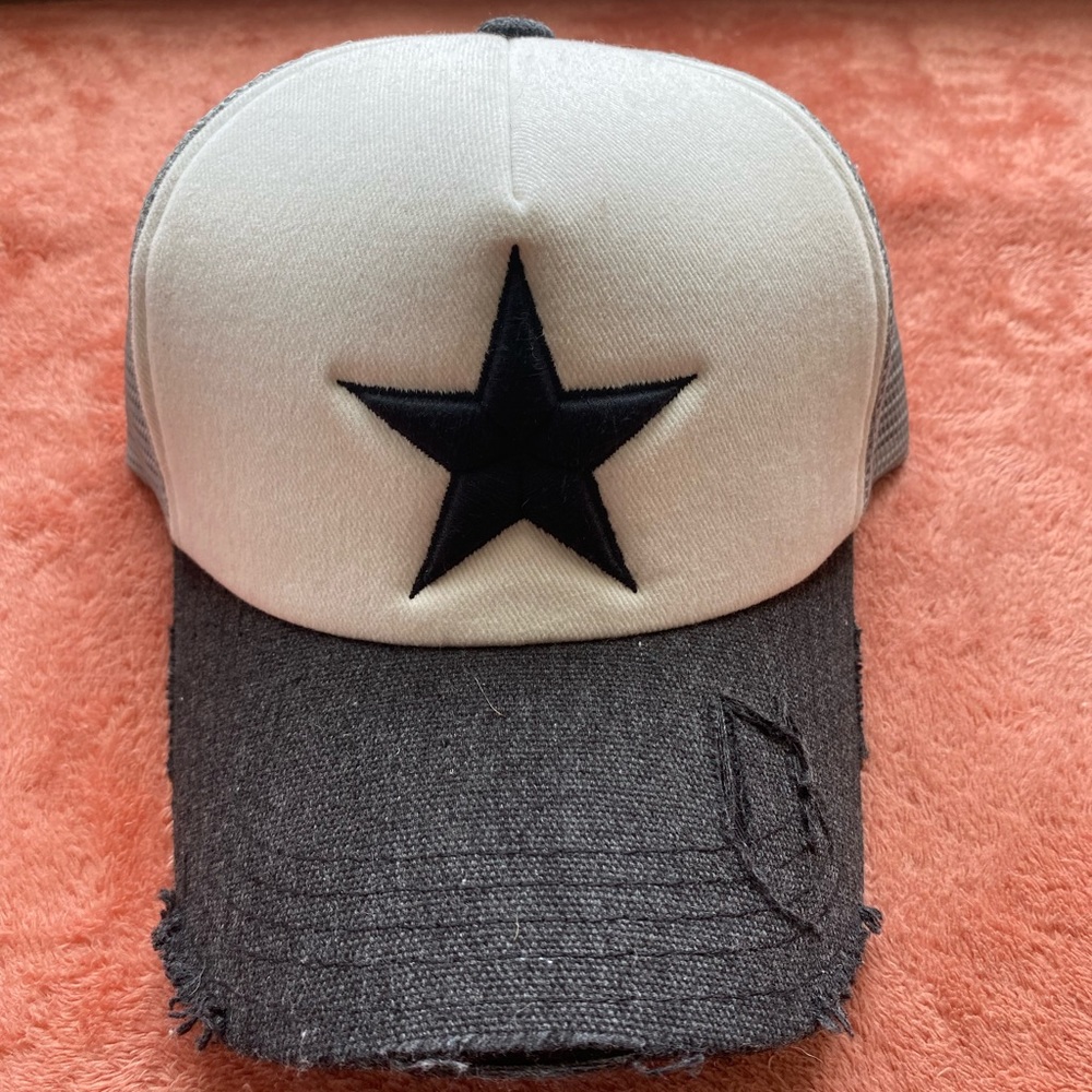 New ililily Star Trucker Hat White/Black/Gray Unisex